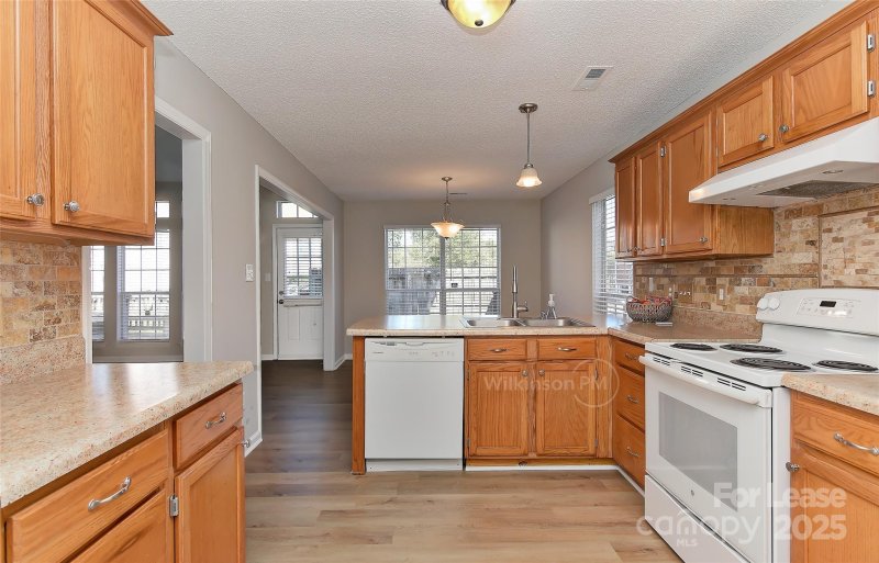 Property image 2 at 9611 Nancy Marie Court, Charlotte, NC 28213