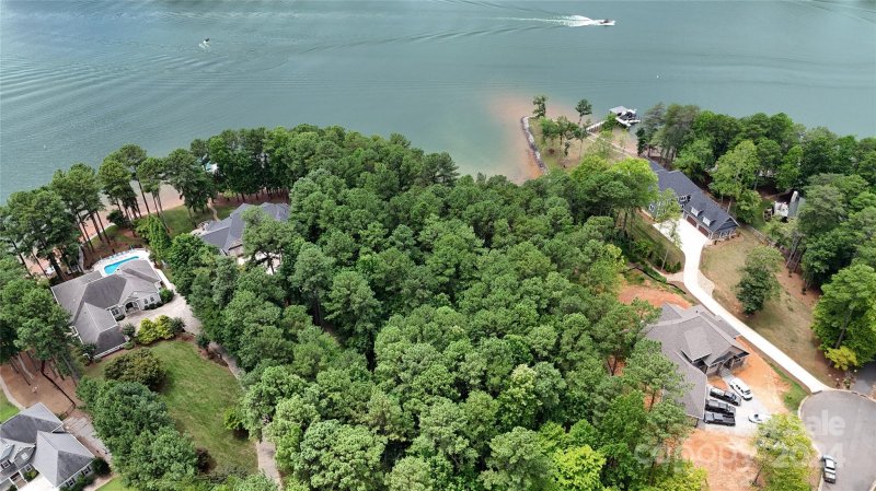 Property image 4 of 106 Parkview Lane in Wildlife Bay, Troutman, NC 28166