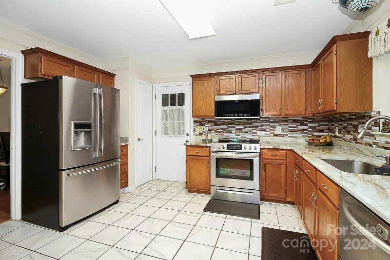 Property image 4 at 1846 Colin Creek Lane, Charlotte, NC 28214