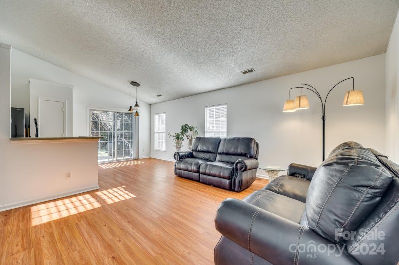 Property image 3 at 5829 Greenway Vista Lane, Charlotte, NC 28216