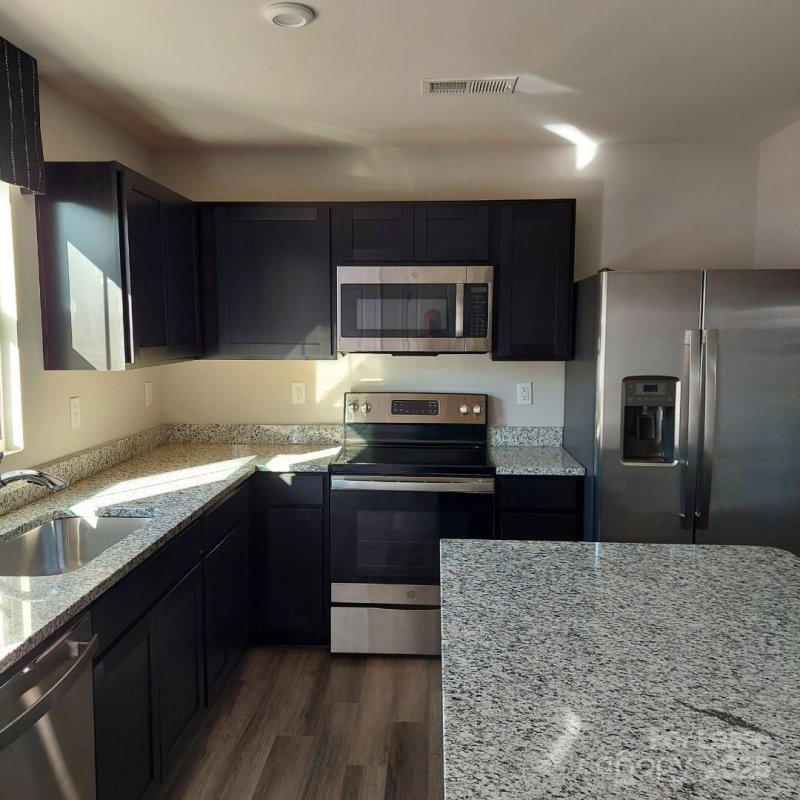 Property image 3 at 1021 Jeffrey Court, Concord, NC 28025