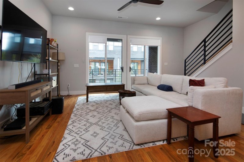 Property image 3 at 2535 Irwin Stream Road, Charlotte, NC 28208