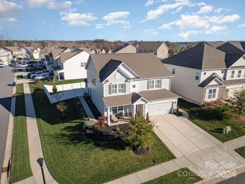 Property image 3 at 182 Yellow Birch Loop, Mooresville, NC 28117