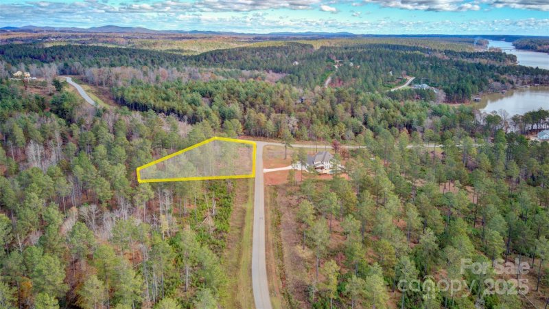 Property image 3 of 1004 Big View Lane in The Waterfront Club, Granite Falls, NC 28630