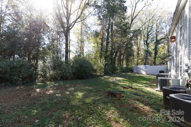 Property image 4 of 1541 Hunt Club Court in Hunt Club, Rock Hill, SC 29732