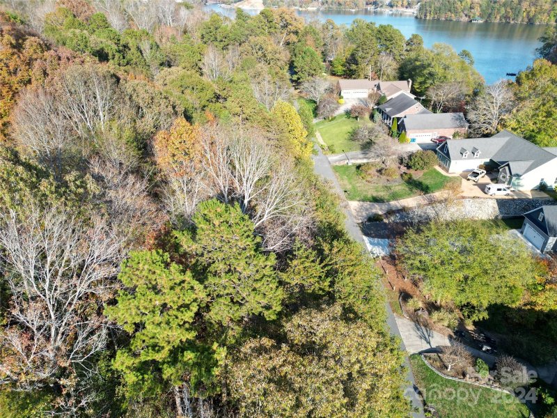 Property image 3 of 8424 Marina Lane in Lake Norman Woods, Catawba, NC 28609