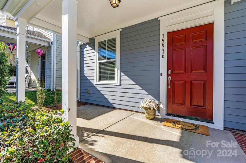 Property image 2 at 15936 Rose Glenn Lane, Davidson, NC 28036