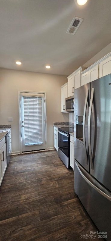 Property image 2 at 8017 Murray Branch Drive, Charlotte, NC 28216