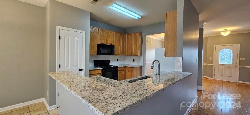 Property image 5 at 5012 Rim Rock Court, Charlotte, NC 28278