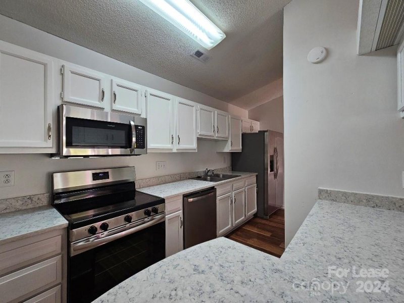 Property image 4 at 6217 Rosecroft Drive, Charlotte, NC 28215