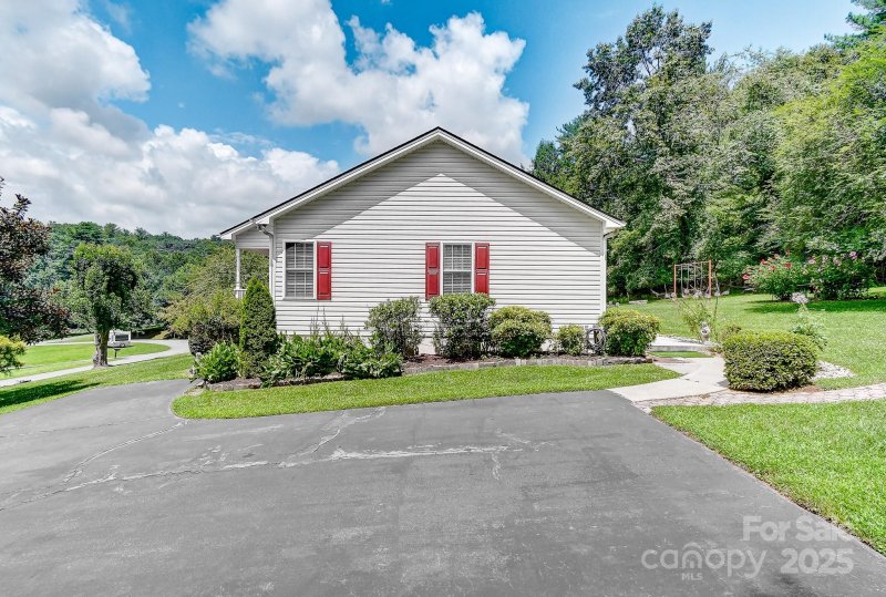 Property image 3 of 99999 Black Bear Ridge Trail in Rock Creek, Zirconia, NC 28790