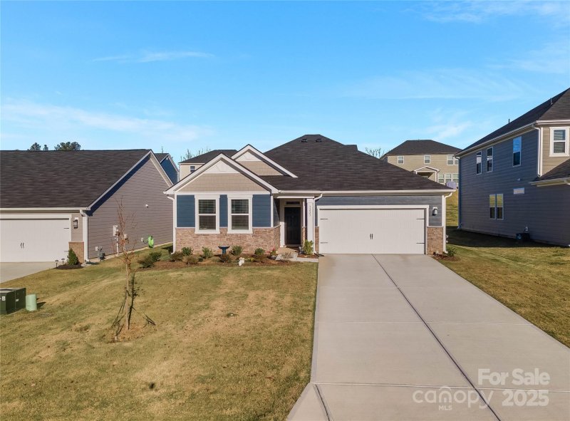 Property image 3 at 3223 Fenchurch Lane, Denver, NC 28037