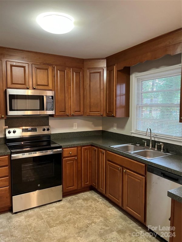 Property image 4 at 5311 Greenbrook Drive, Charlotte, NC 28205