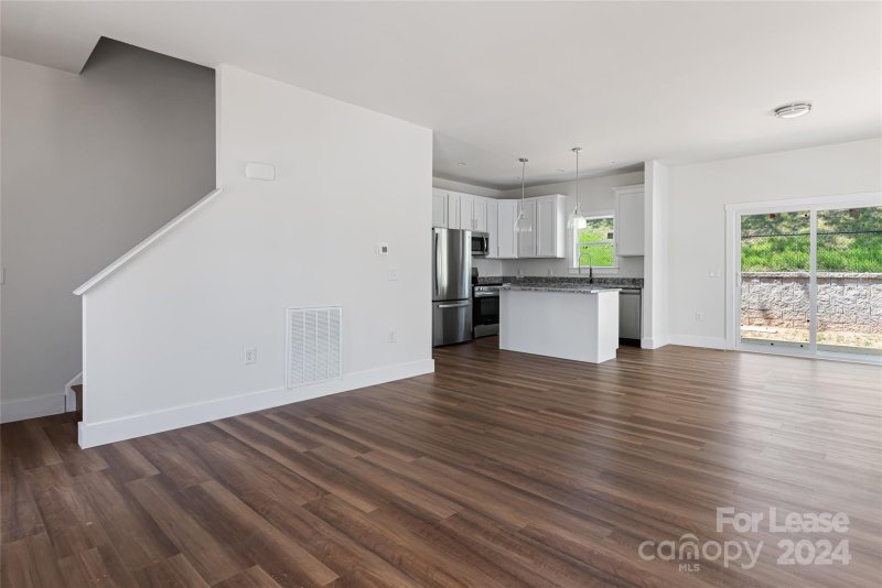 Property image 4 of 228 Cherrywood Way in Belle Meadow, Asheville, NC 28806