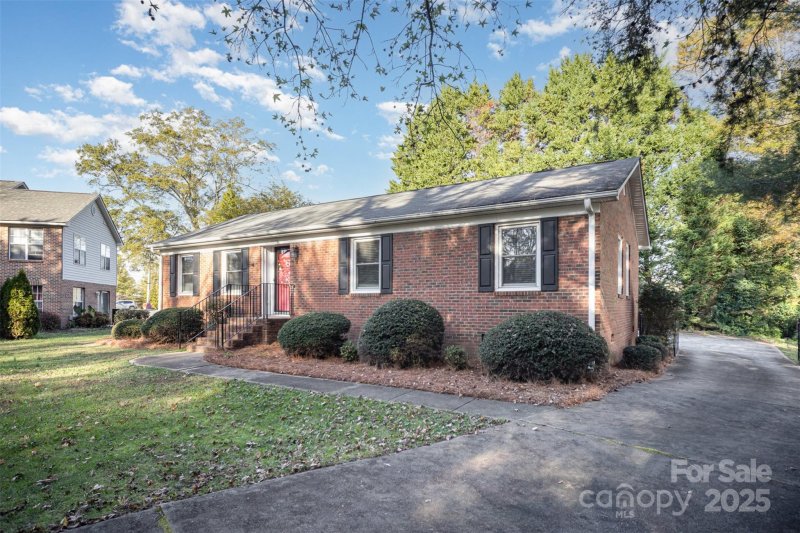 Property image 3 at 11028 S Ford Road, Charlotte, NC 28214