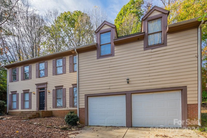 Property image 3 at 1208 Gum Tree Lane, Charlotte, NC 28214