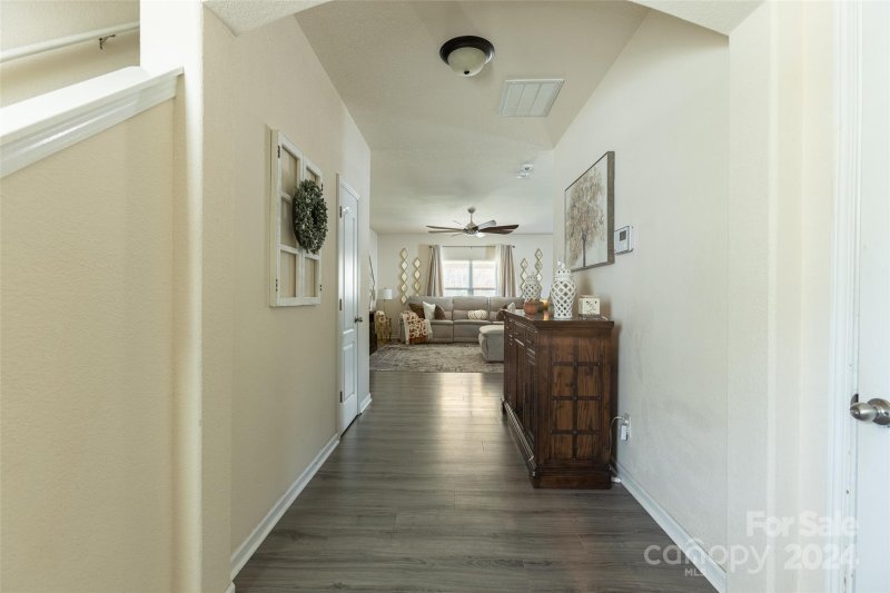 Property image 4 at 8509 Paw Valley Lane, Charlotte, NC 28214