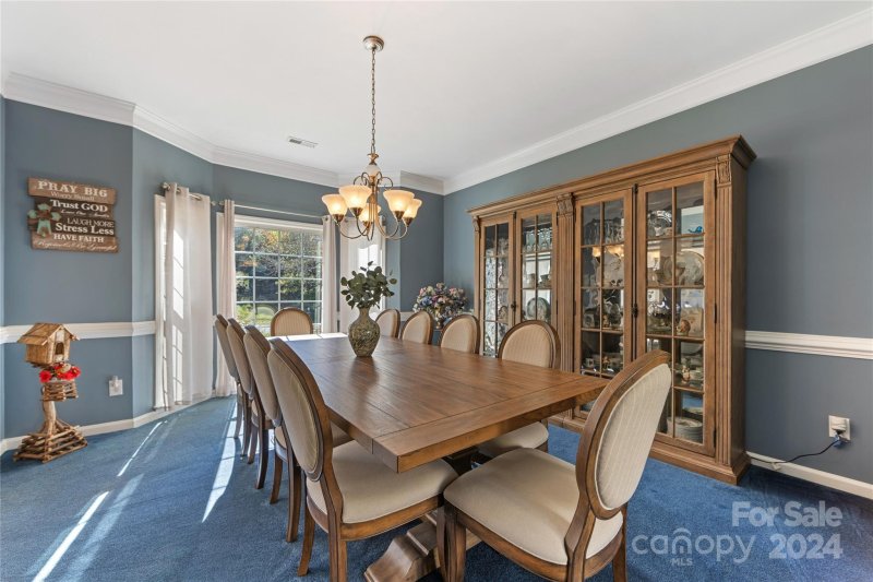 Property image 5 at 928 Sunnyview Circle, Matthews, NC 28105