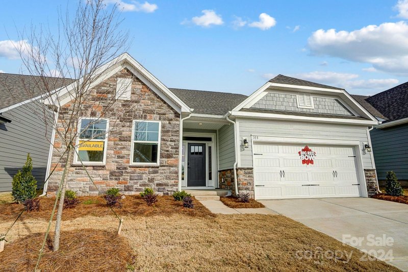 Property image 2 at 108 N Dunlavin Way, Mooresville, NC 28115
