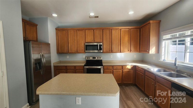 Property image 4 at 110 Waterlynn Club Drive, Mooresville, NC 28117