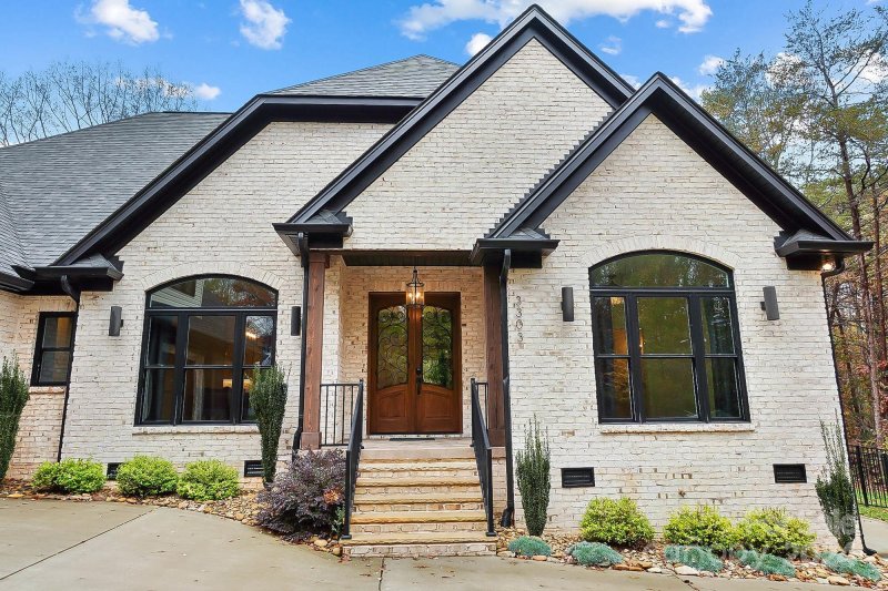 Property image 5 at 3303 Mountain Creek Drive, Sherrills Ford, NC 28673