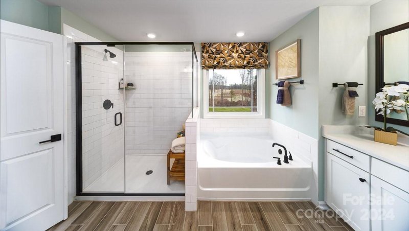 Property image 3 at 8024 Plymouth Drive, Sherrills Ford, NC 28673