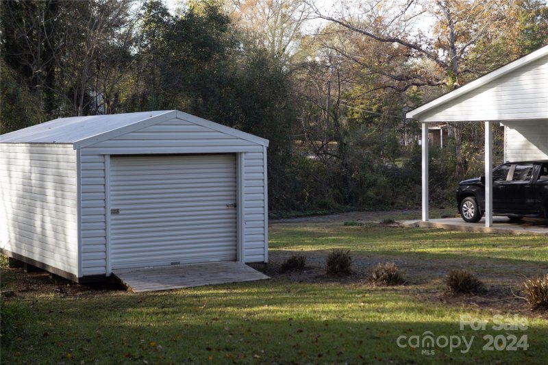 Property image 5 at 1240 Hampton Grace Avenue, Lancaster, SC 29720