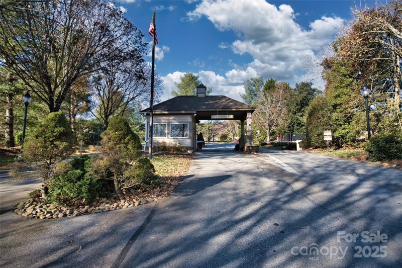 Property image 3 of 9999 Walnut Drive in High Vista, Mills River, NC 28759