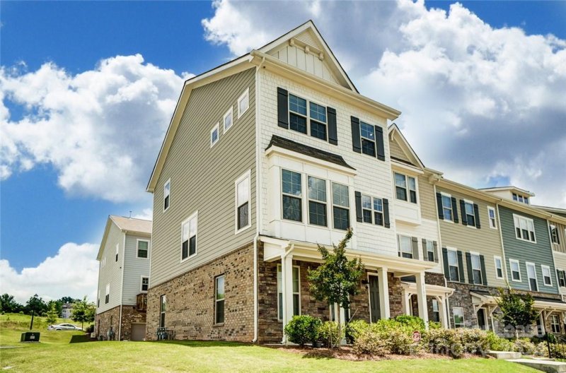 Property image 4 at 9107 Bluefield Street, Charlotte, NC 28273