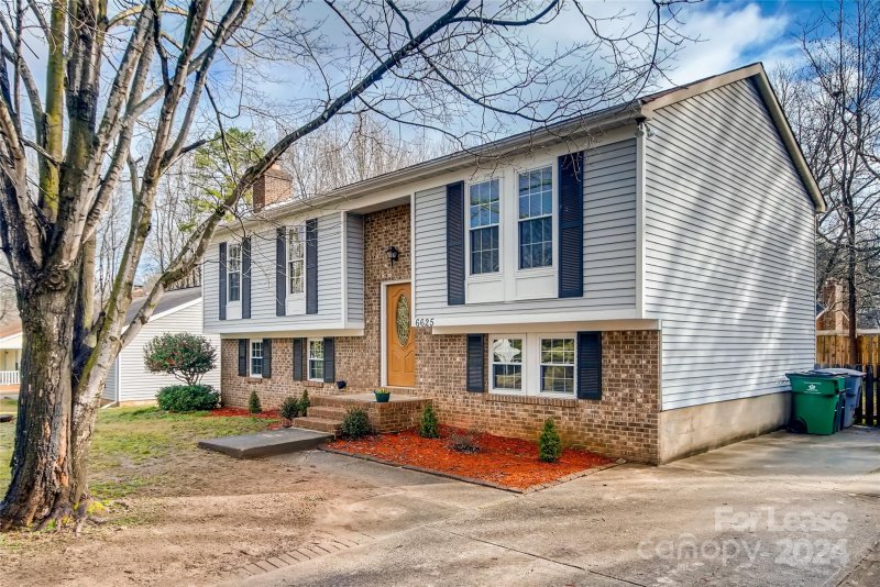 Property image 2 at 6625 Reddman Road, Charlotte, NC 28212