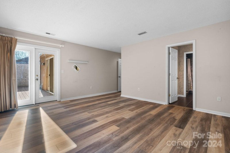 Property image 5 at 1623 12th Street, Hickory, NC 28601