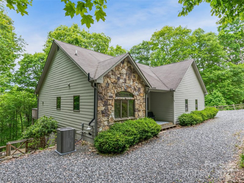 Property image 2 at 48 Grouse Thicket Road, Mars Hill, NC 28754