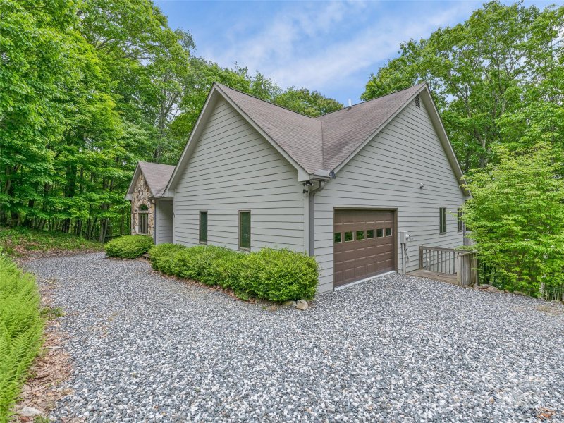 Property image 3 at 48 Grouse Thicket Road, Mars Hill, NC 28754