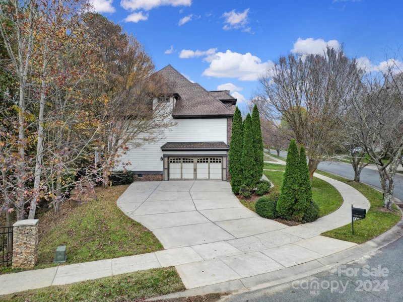 Property image 2 at 10119 Squires Way, Cornelius, NC 28031