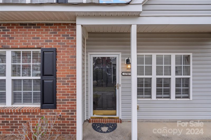 Property image 4 at 17075 Greenlawn Hills Court, Charlotte, NC 28213