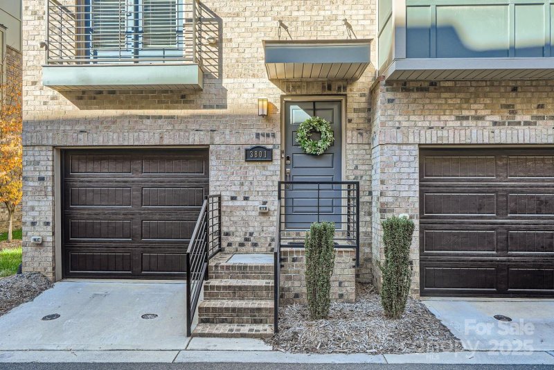 Property image 3 at 3801 Sky Haven Drive, Charlotte, NC 28209