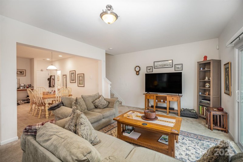 Property image 4 at 14423 Glendon Hall Lane, Charlotte, NC 28262