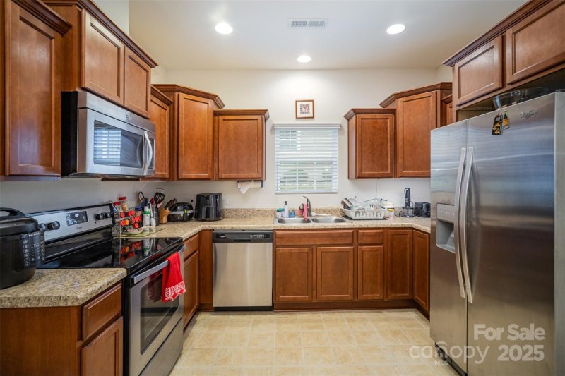 Property image 5 at 14423 Glendon Hall Lane, Charlotte, NC 28262