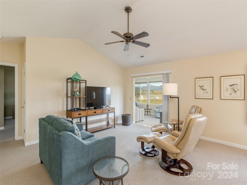 Property image 5 at 28 Wild Pheasant Run, Hendersonville, NC 28792