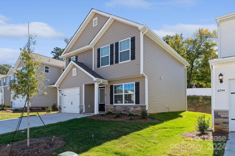 Property image 3 at 6248 Lowe Lane, Charlotte, NC 28214