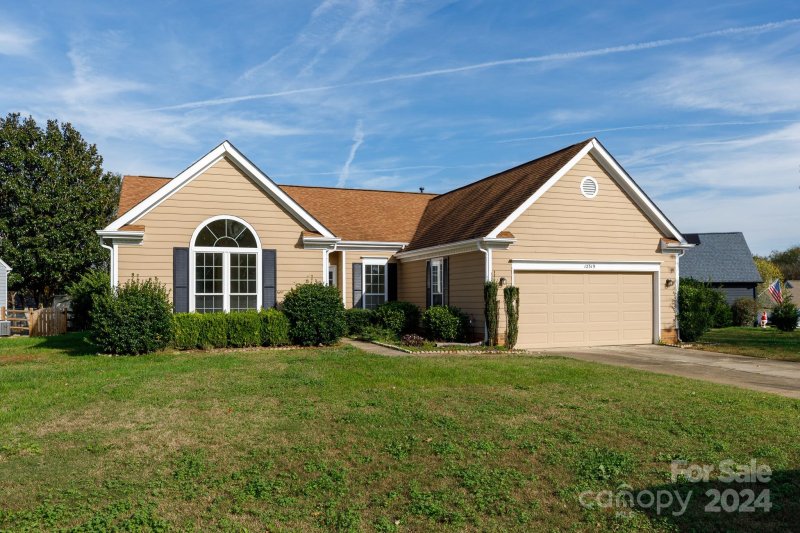 Property image 2 at 12319 Jacquelyn Court, Charlotte, NC 28273