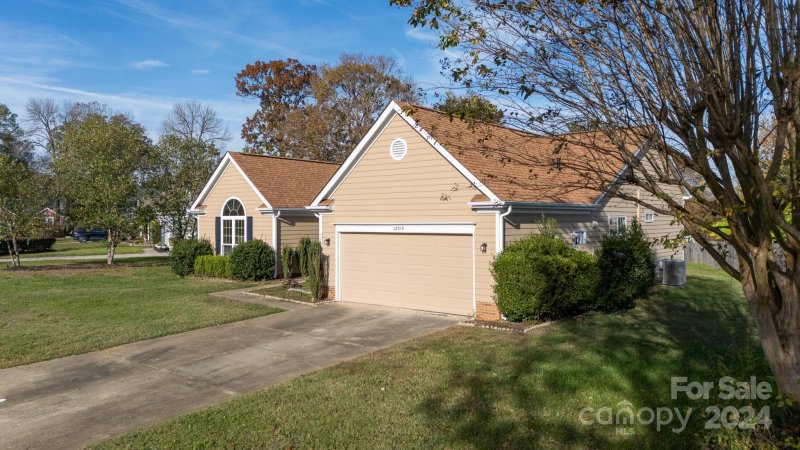 Property image 4 at 12319 Jacquelyn Court, Charlotte, NC 28273