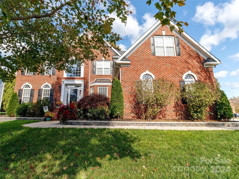 Property image 4 at 857 Clonmel Drive, Matthews, NC 28104