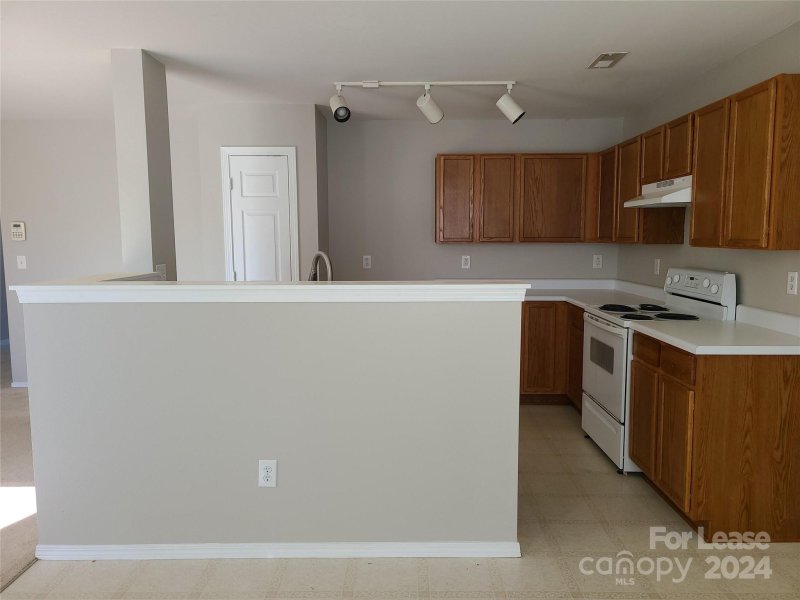 Property image 3 at 8630 Westhope Street, Charlotte, NC 28216