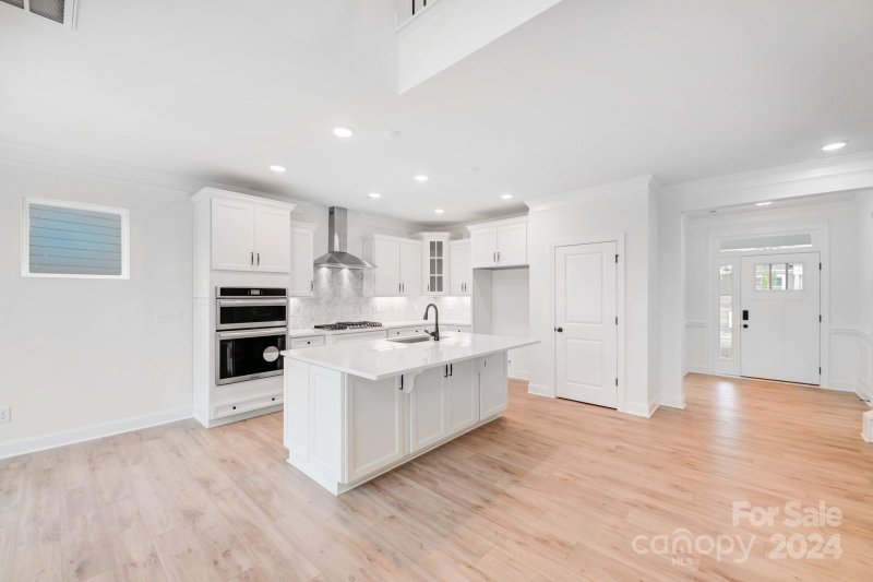 Property image 5 at 118 S Dunlavin Way, Mooresville, NC 28115