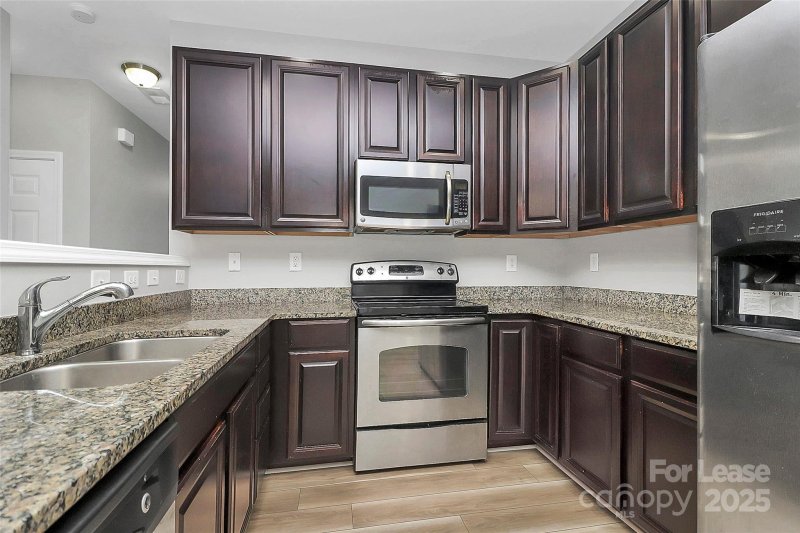 Property image 5 at 14051 Singleleaf Lane, Charlotte, NC 28278