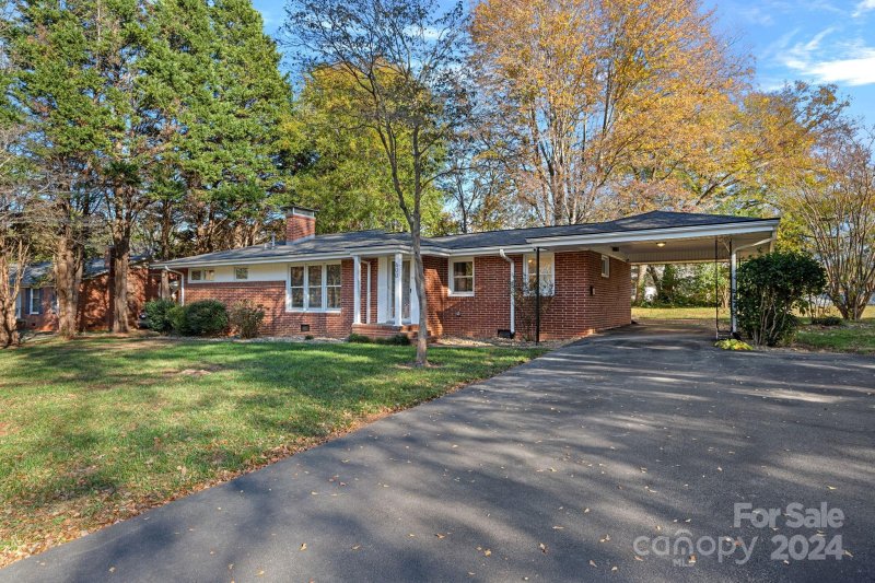 Property image 2 at 600 Thomas Trail, Gastonia, NC 28054