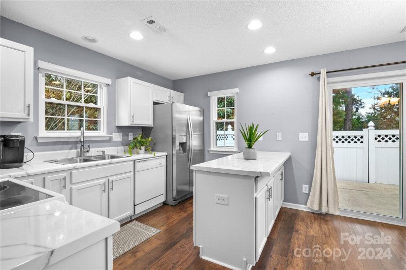 Property image 5 at 150 Mangum Circle, Mooresville, NC 28117