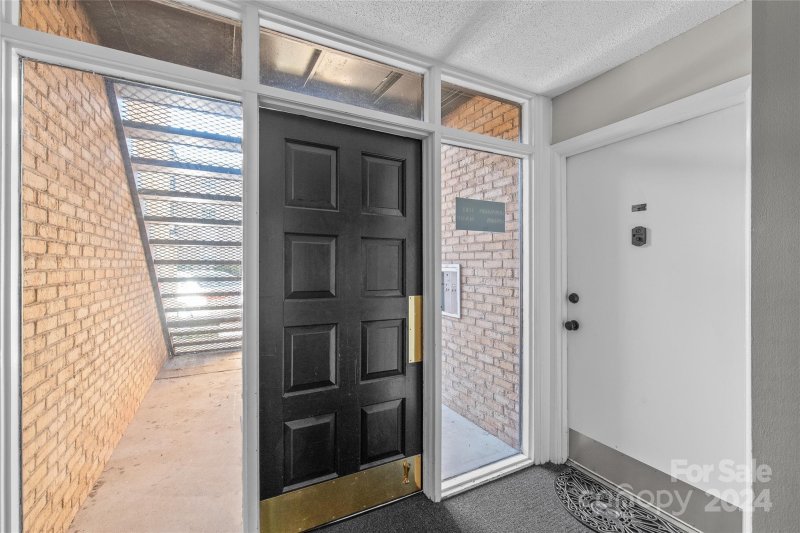 Property image 3 at 4743 Hedgemore Drive, Charlotte, NC 28209