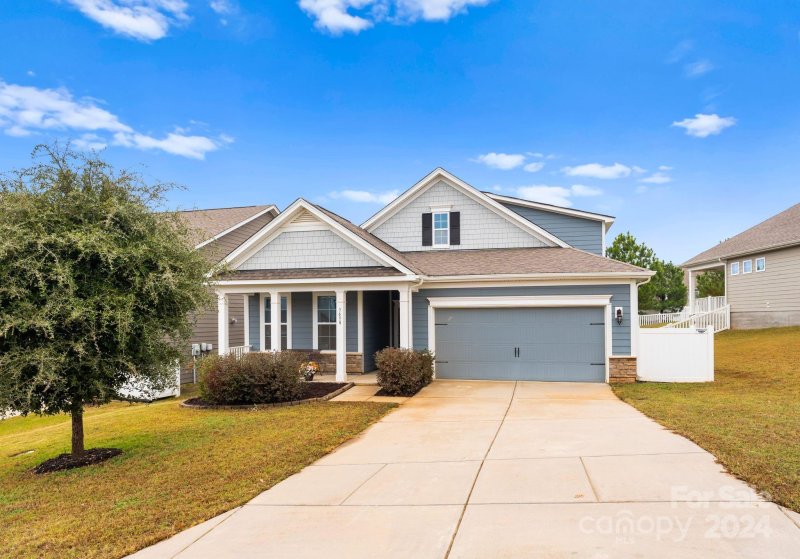 Property image 3 at 3698 Summer Haven Drive, Sherrills Ford, NC 28673